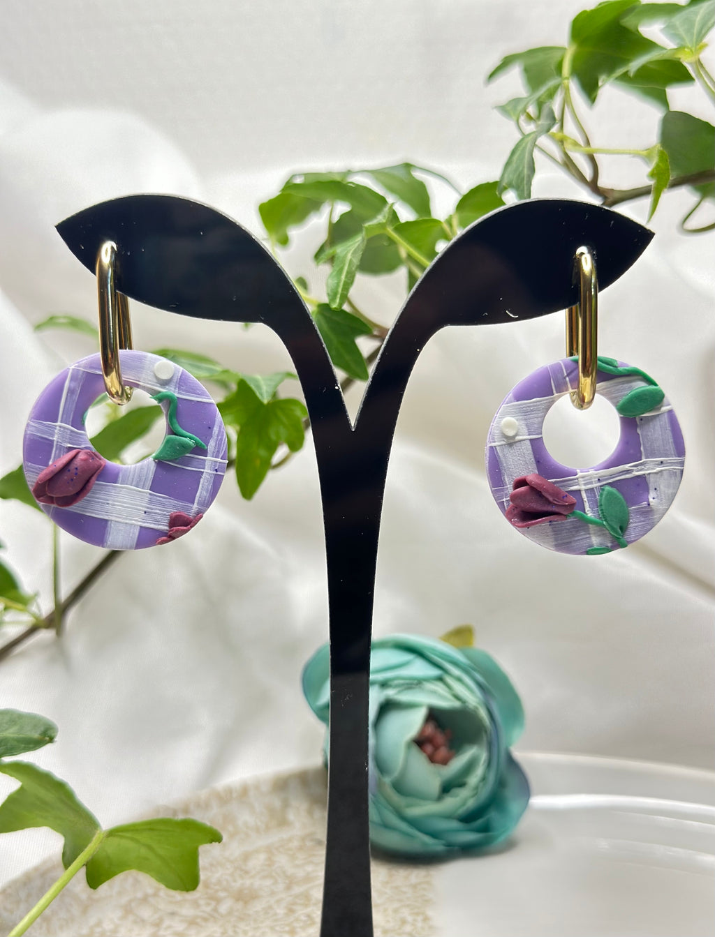 Les Violette — Boucles d’oreilles créoles en argile polymère
