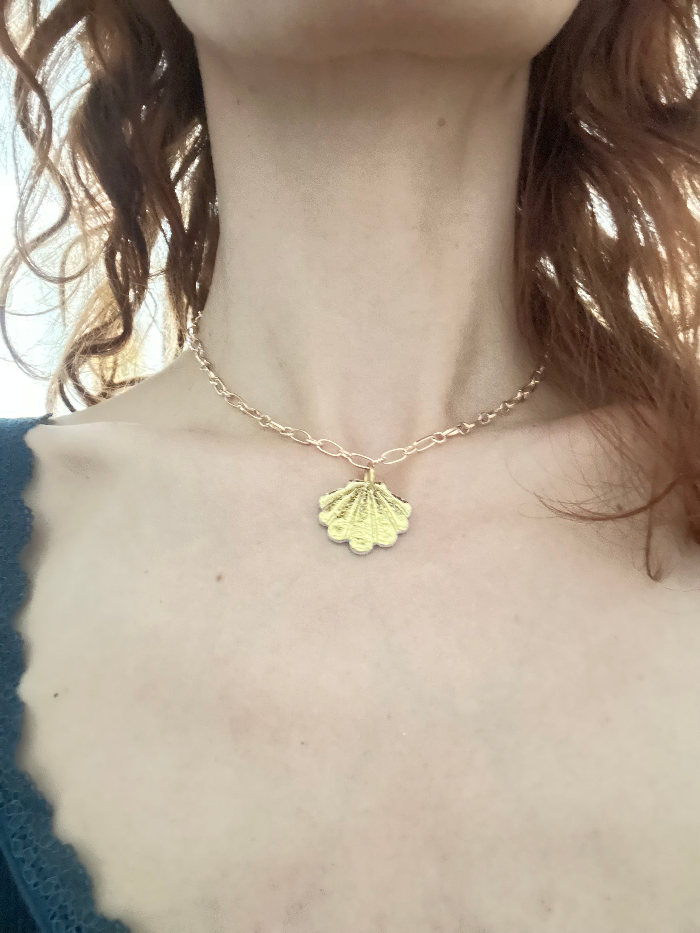 Naia — Collier pendentif coquillage fait main