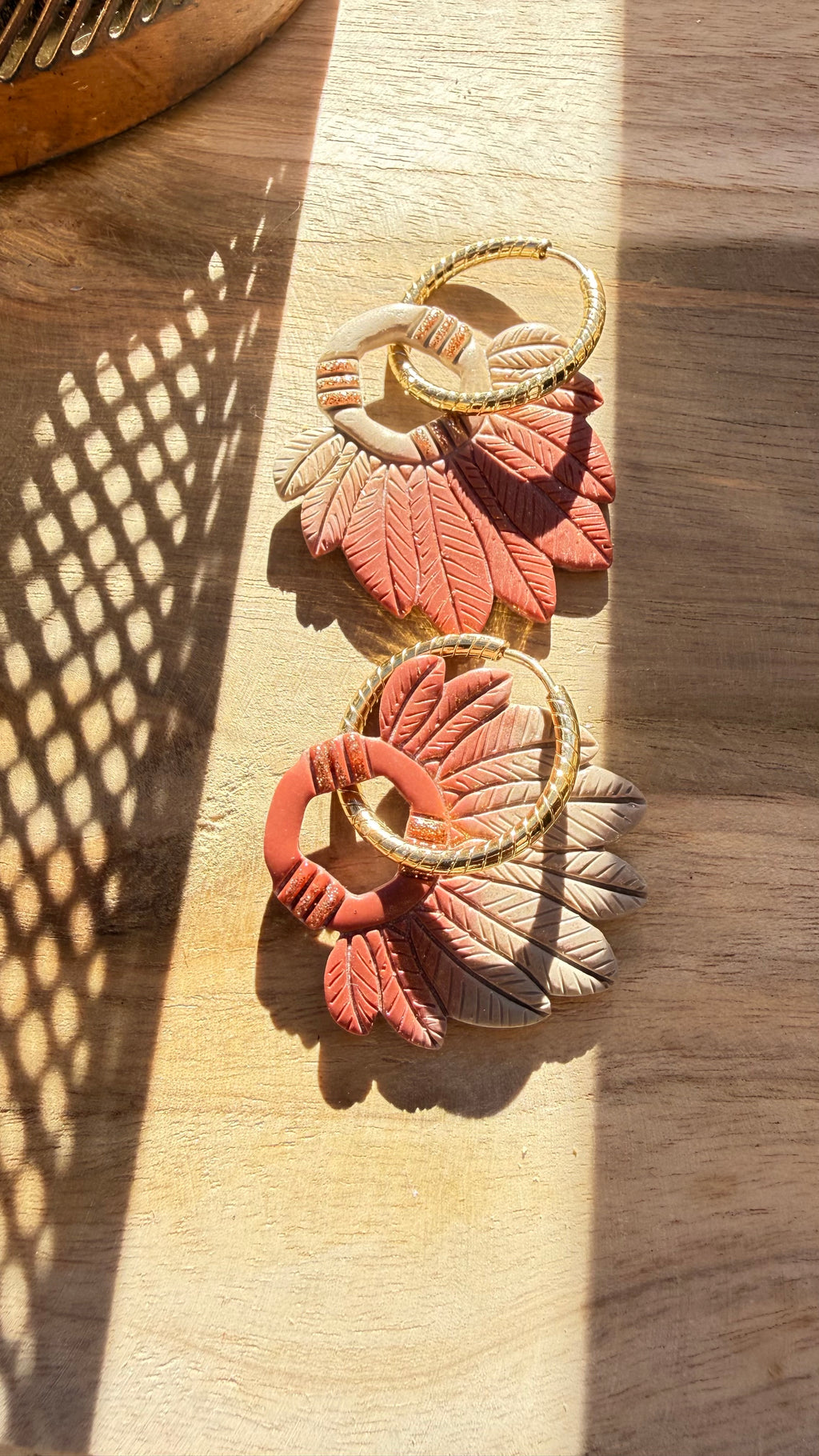 PAMPILLES Kaya – Pampilles éventail de plumes faites main –BOUCLES D’OREILLES INTERCHANGEABLES