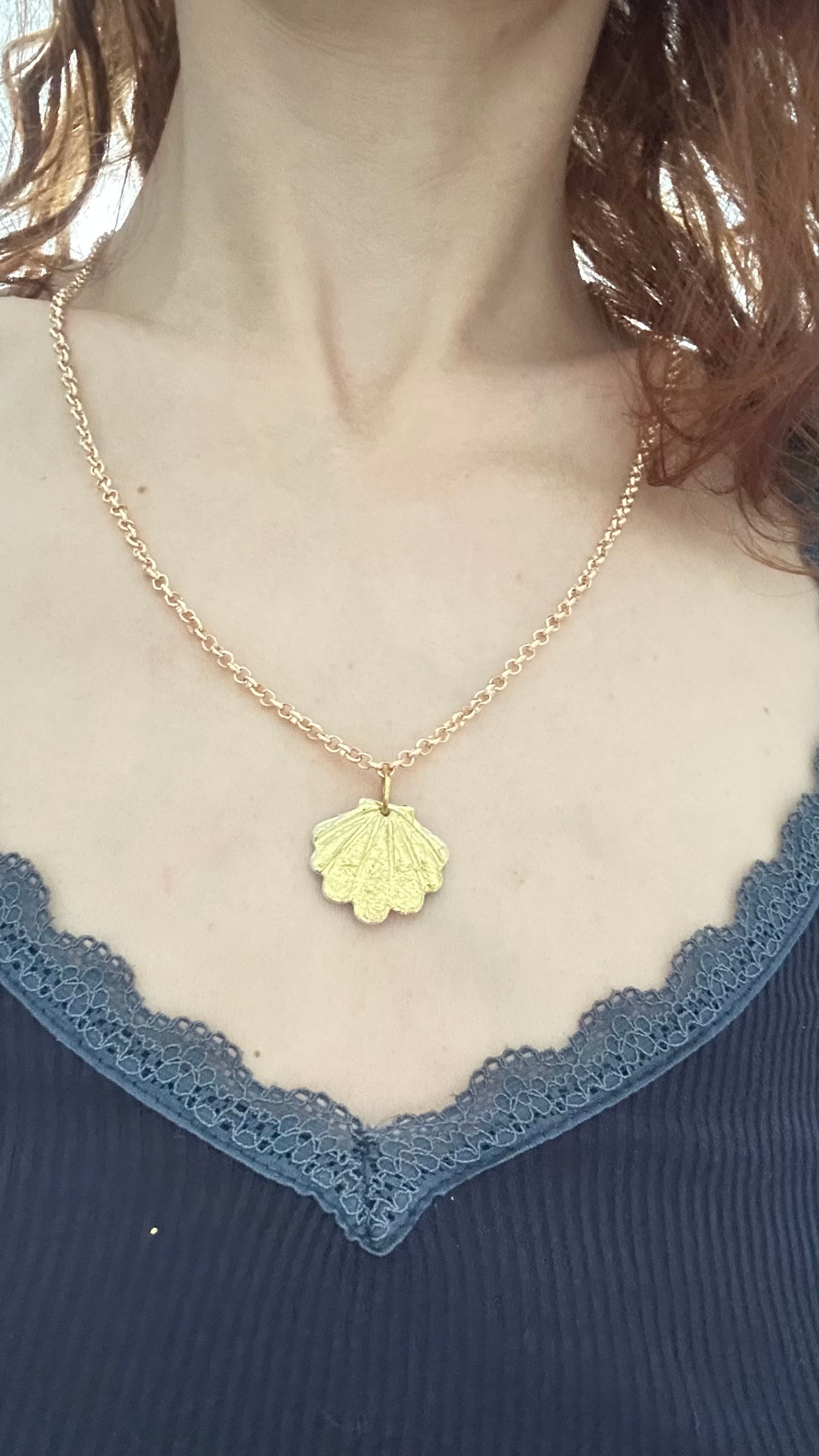Naia — Collier pendentif coquillage fait main
