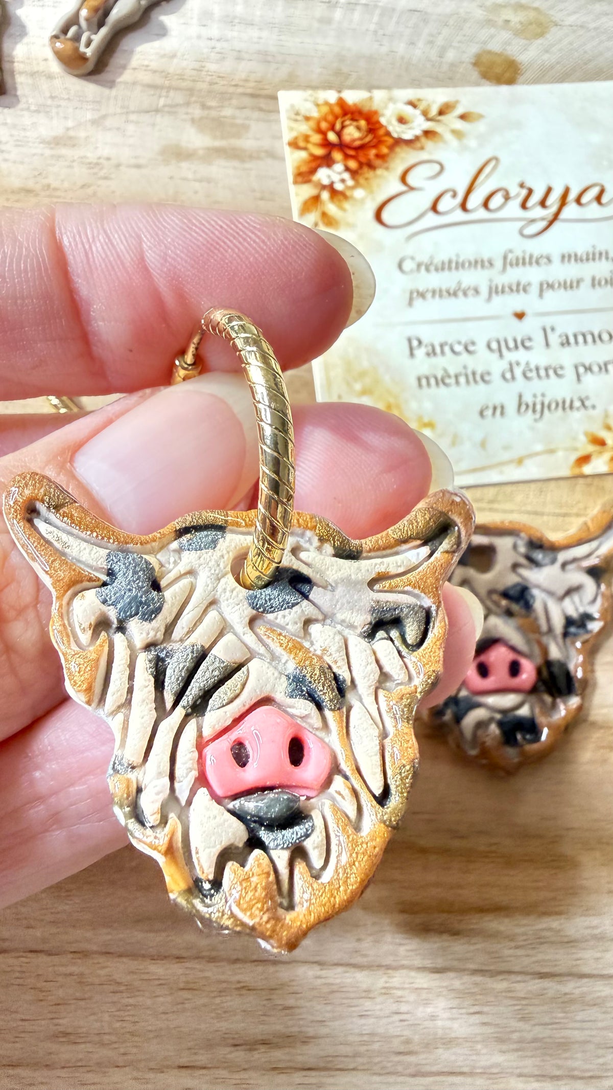 Daisy – Pampilles vache Highland, collection western | Eclorya