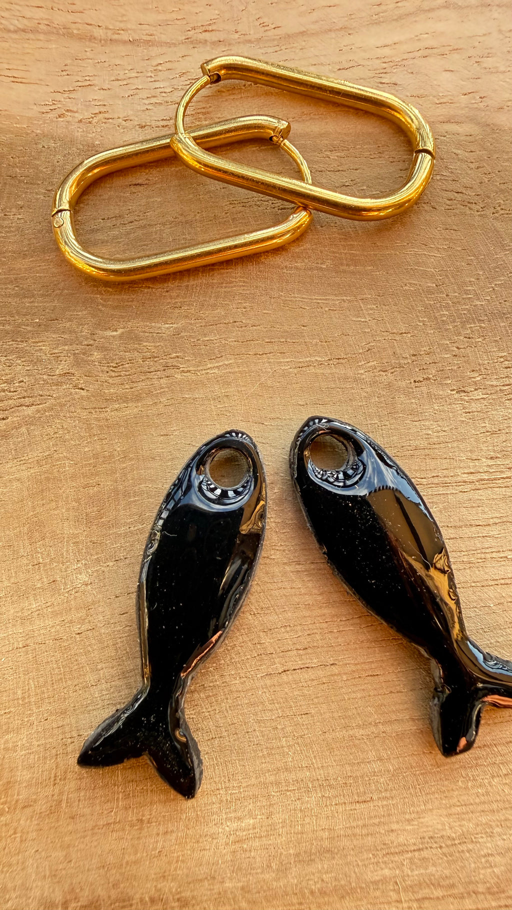 PAMPILLES Nema poisson – noir et bleu pailleté fait main –BOUCLES D’OREILLES INTERCHANGEABLES