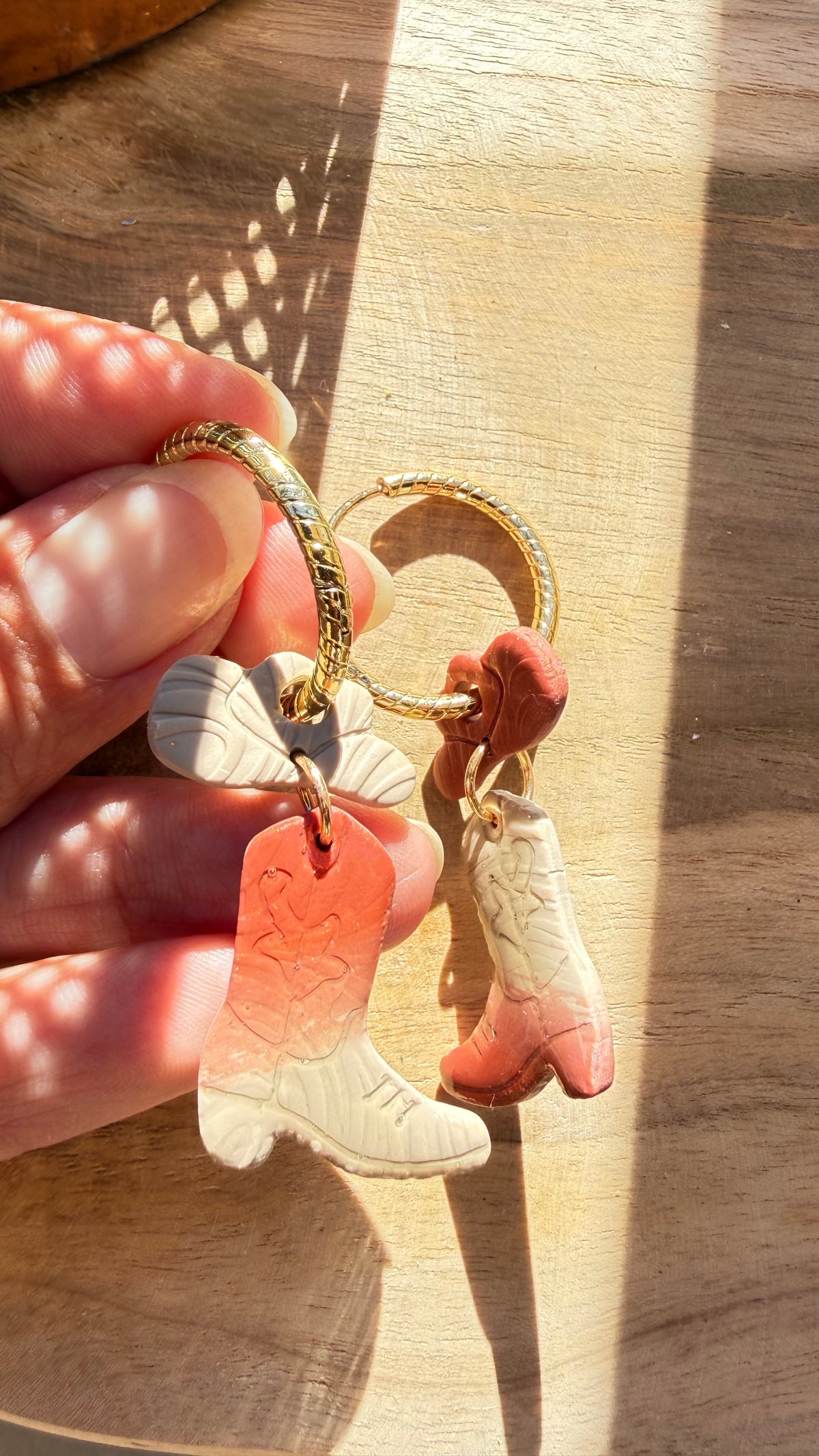 PAMPILLES Dolly – bottes de cowboy faites main–BOUCLES D’OREILLES INTERCHANGEABLES