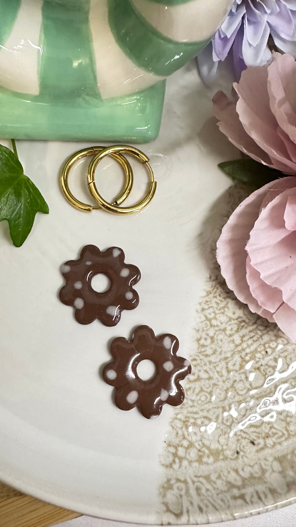 Boucles d’oreilles argile polymère– Collection Sous les Bois ( Daisy)